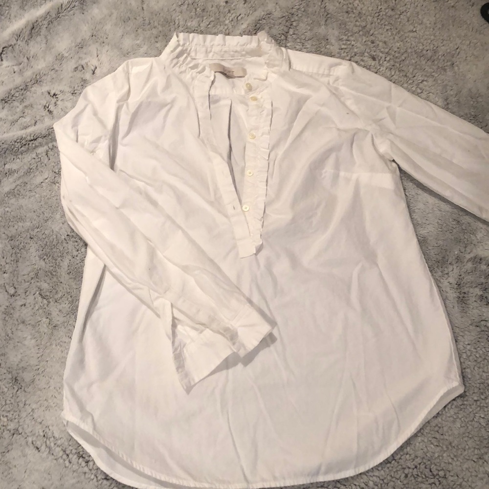 White ruffle collar shirt - Size Med - NEW